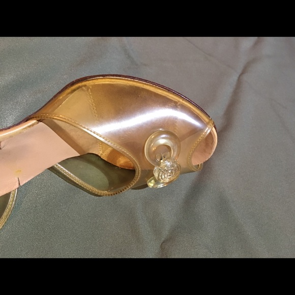 Rare 1940’s clear lucite etched heel slingback 7 - Picture 5 of 8